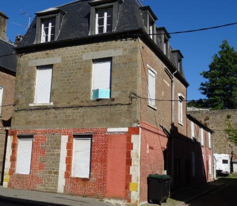 94/15 A VENDRE  IMMEUBLE A RENOVER LA FERTE MACE 61 Idéal Investisseur