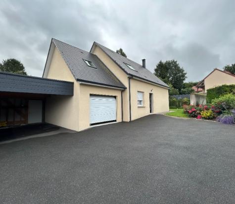 Maison sur la communes d'Athis de l'orne proche bourg et à 5 minutes de Flers 